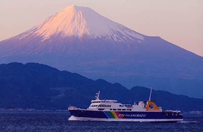 Your trip will be a pleasure with Suruga Bay Ferries